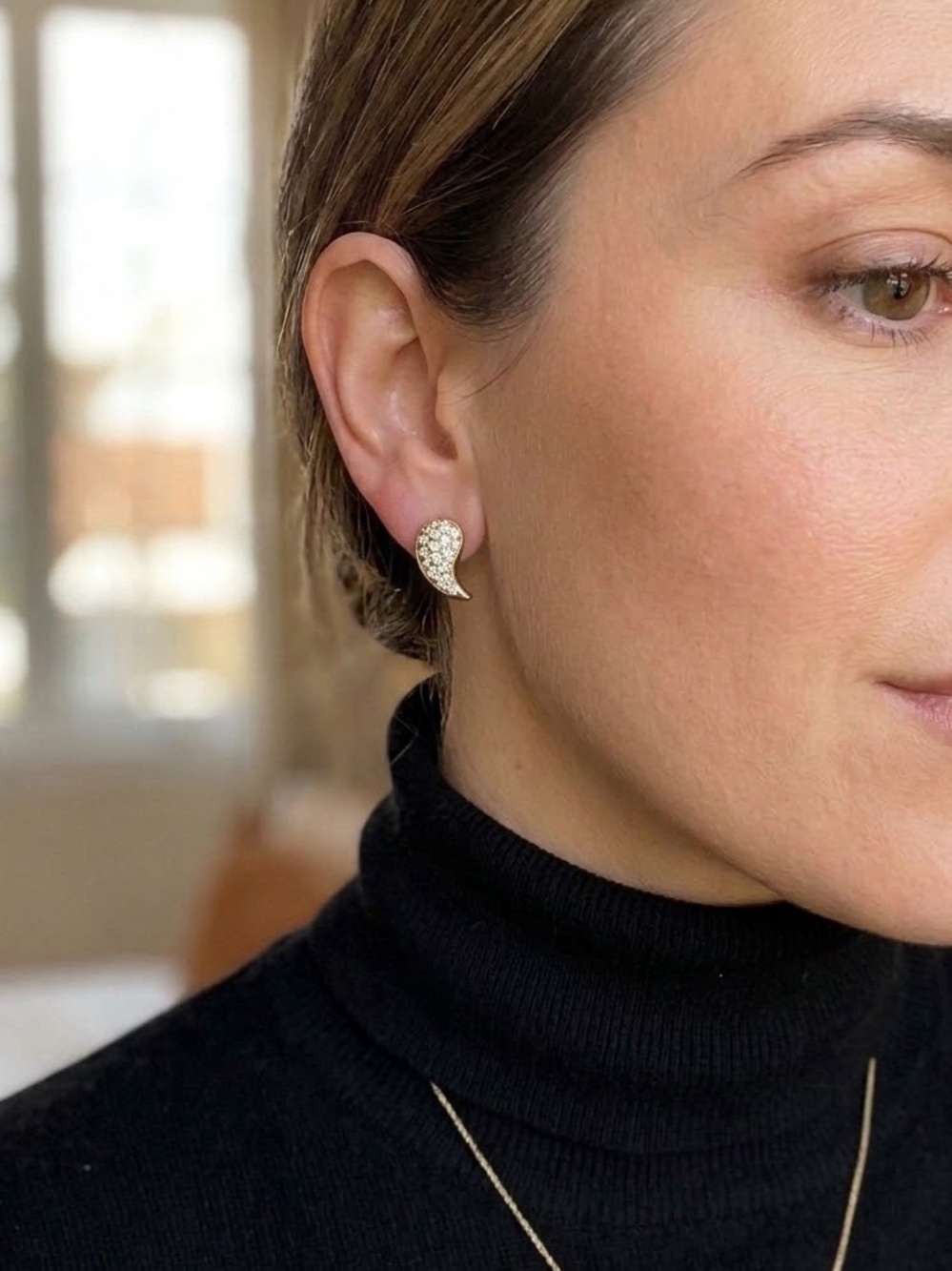 Vintage Christian Dior Gold Teardrop Rhinestone Clip-On Earrings Made in Germany - Picture 3 of 5